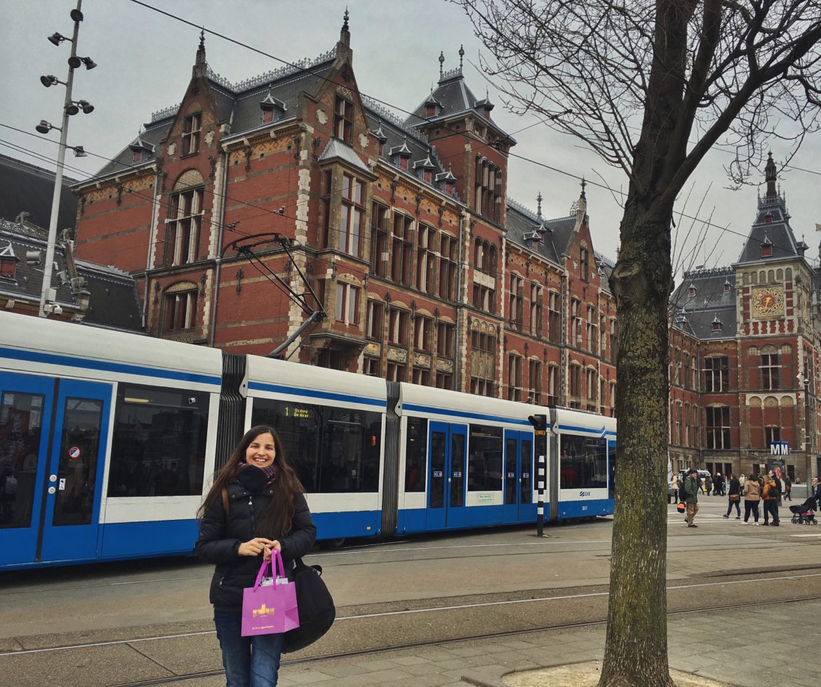 Amsterdam Merkez Tren İstasyonu Amsterdam Merkez Tren İstasyonu