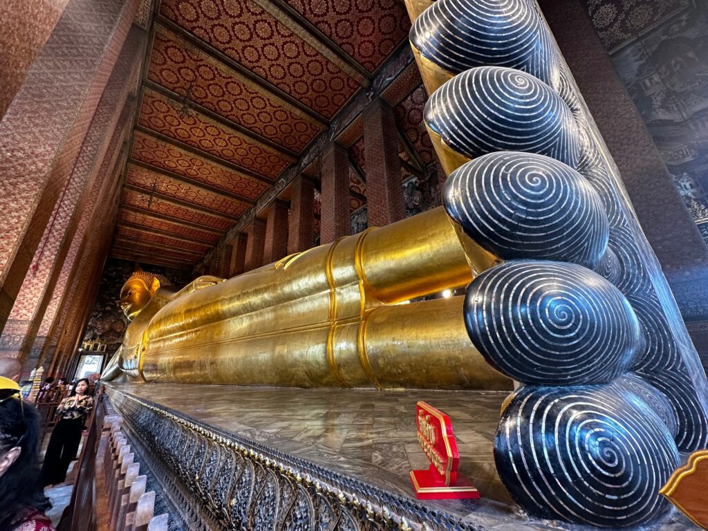 46 metrelik Reclining Buddha, Bangkok