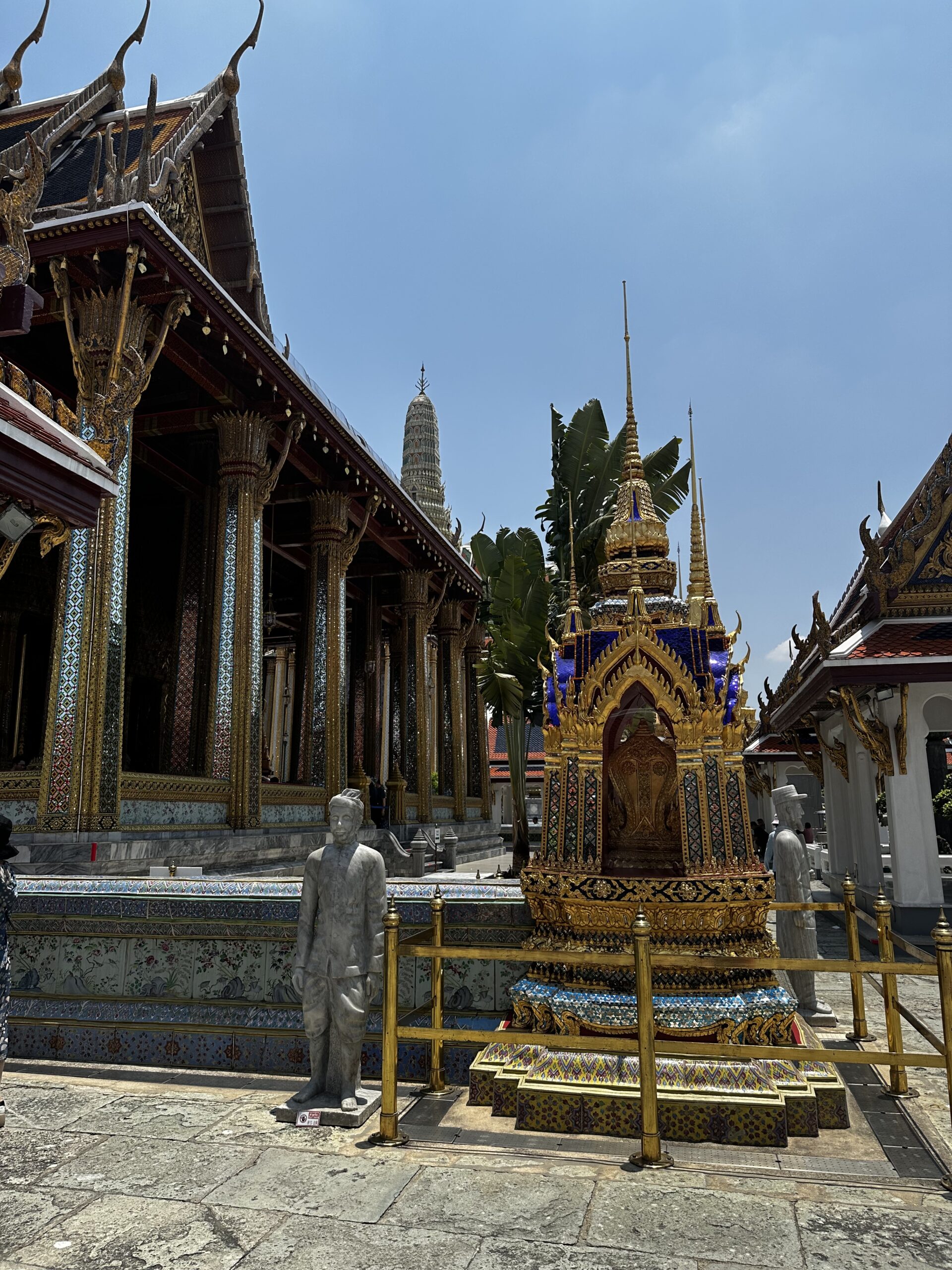 Wat Phra Krew Tapınağı iç bölümler, Bangkok